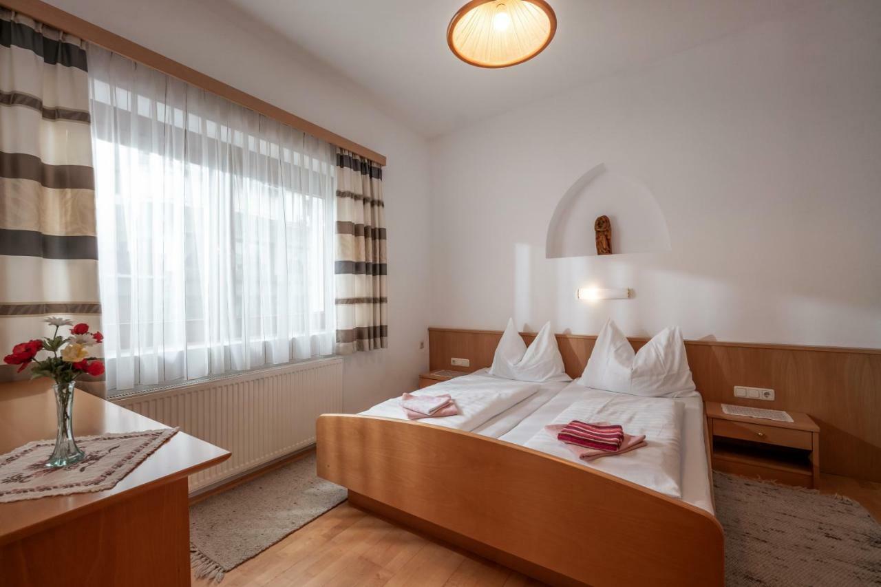 Gastehaus Amor Apartment Mayrhofen Luaran gambar